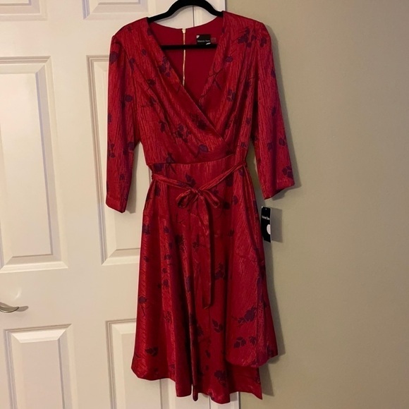 MAISON TARA Asymmetrical Midi Dress Sz 10 Floral 3/4 Sleeve Faux Wrap Dress Red - Picture 6 of 17